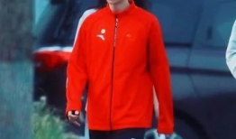 51吃瓜爆料王一博,51吃瓜爆料，揭秘明星背后的故事